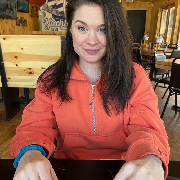 Meet your Posher, Lizzy - Picture 11 of 12